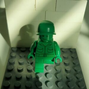 Vintage Lego Toy Story Minifig Minifigure Green